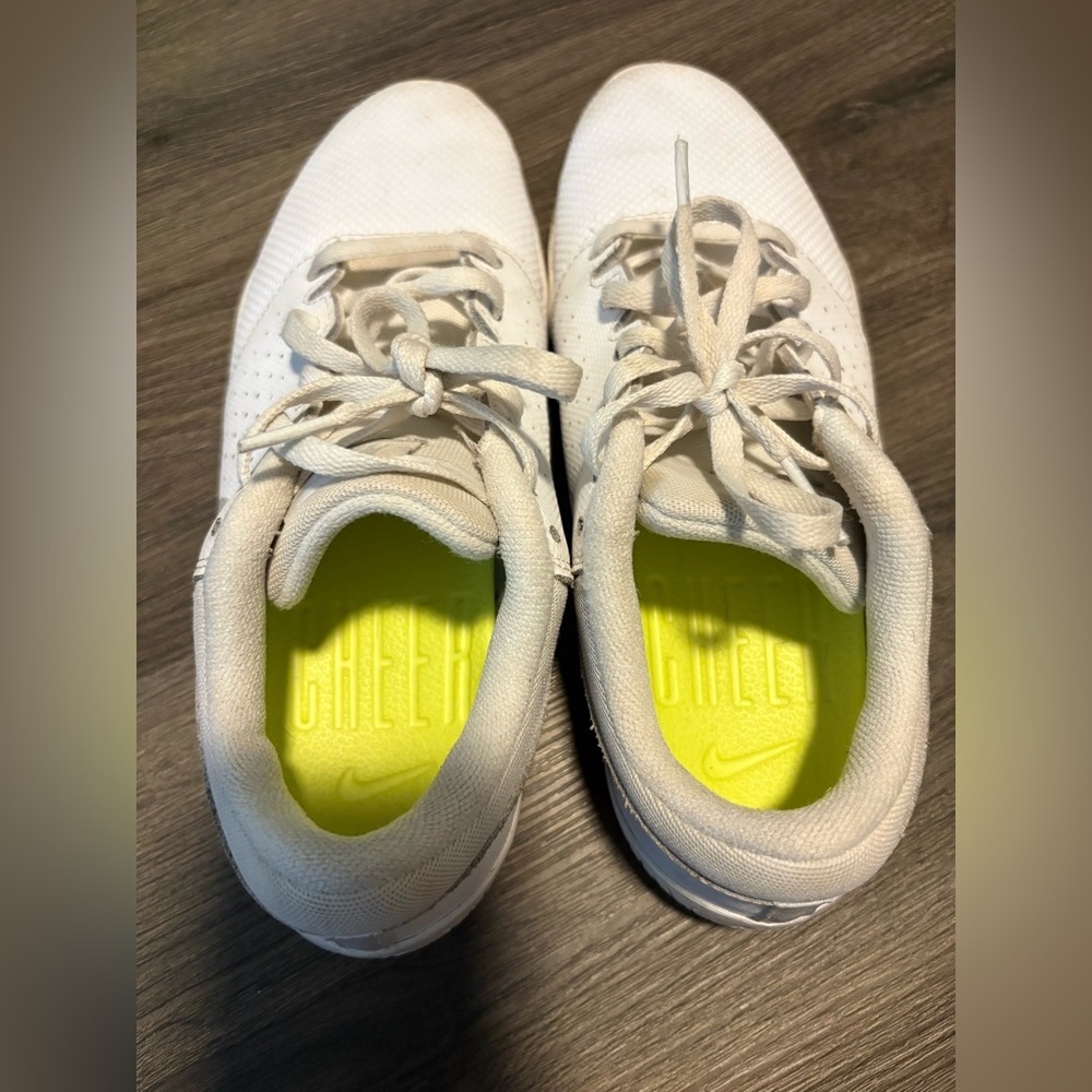 Nike White Athletic Cheer Shoes - Picture 3 of 3